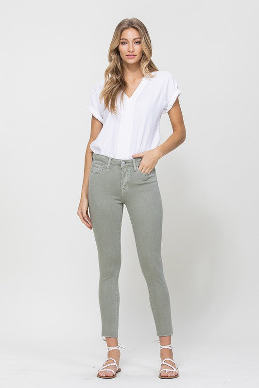 Jean taille mi-haute olive skinny avec ourlet effiloché