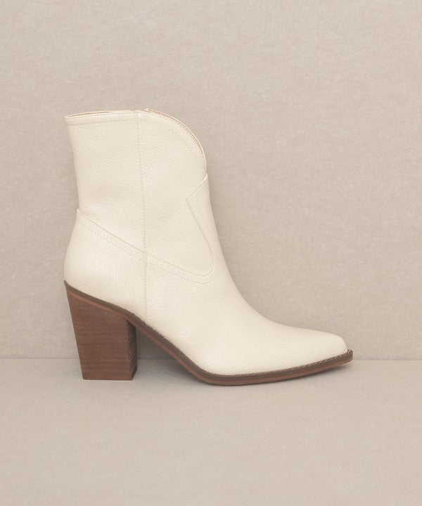 OASIS SOCIETY Harmony - Two Panel Western Booties