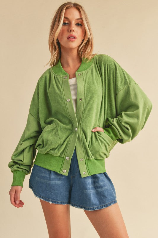 Chaqueta bomber con diseño de abeja