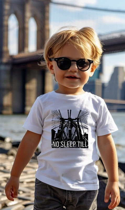 Camiseta para niños pequeños con el lema "No Sleep Till Brooklyn" de Bridge