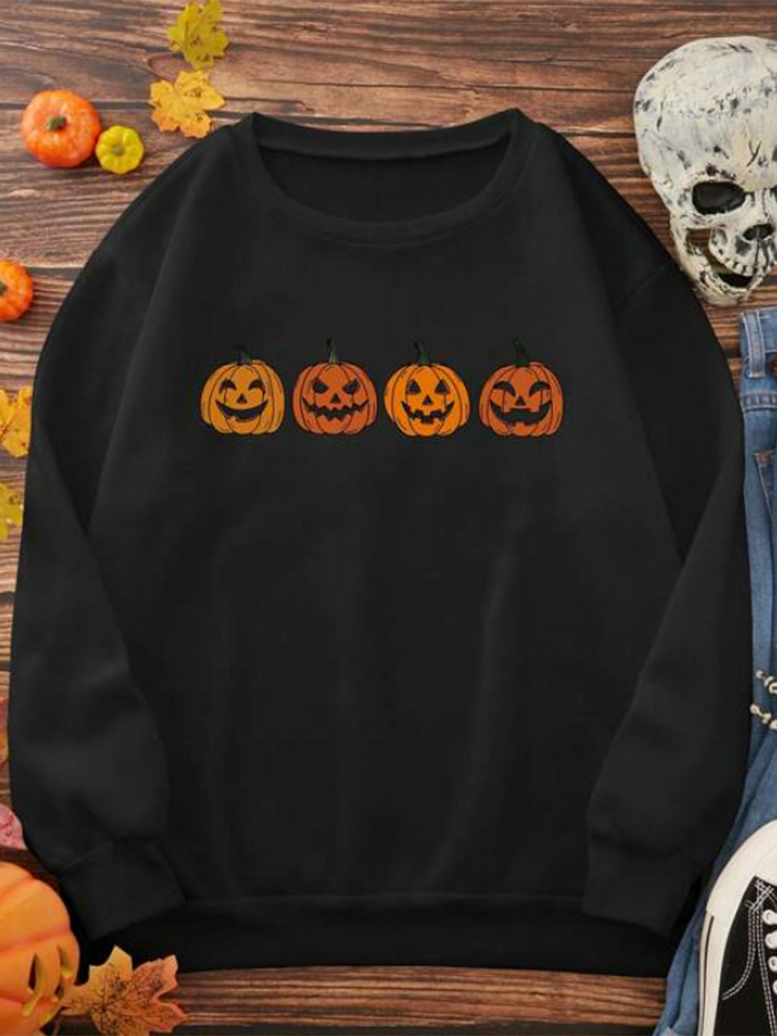 T-shirt graphique Jack-O'-Lantern en taille réelle Simply Love