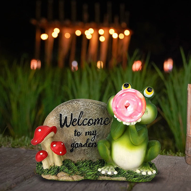 Solar garden lamp frog resin statue decoration