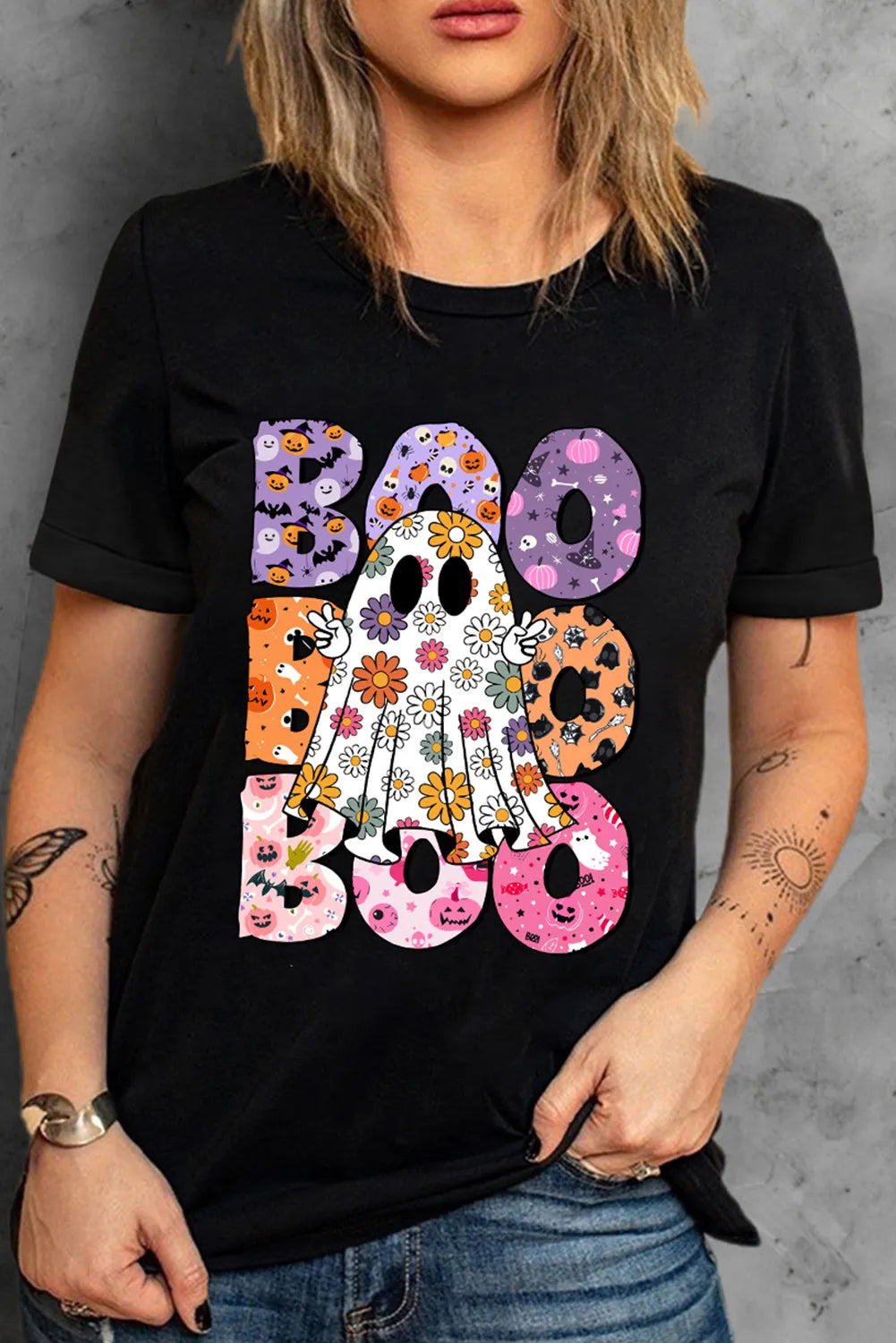 Camiseta de manga corta con cuello redondo y gráfico de fantasma BOO