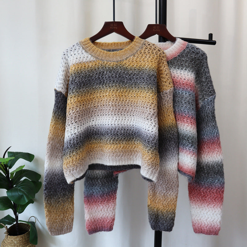 Round neck gradient striped knitted sweater top with loose and soft texture design, sweater pullover for women