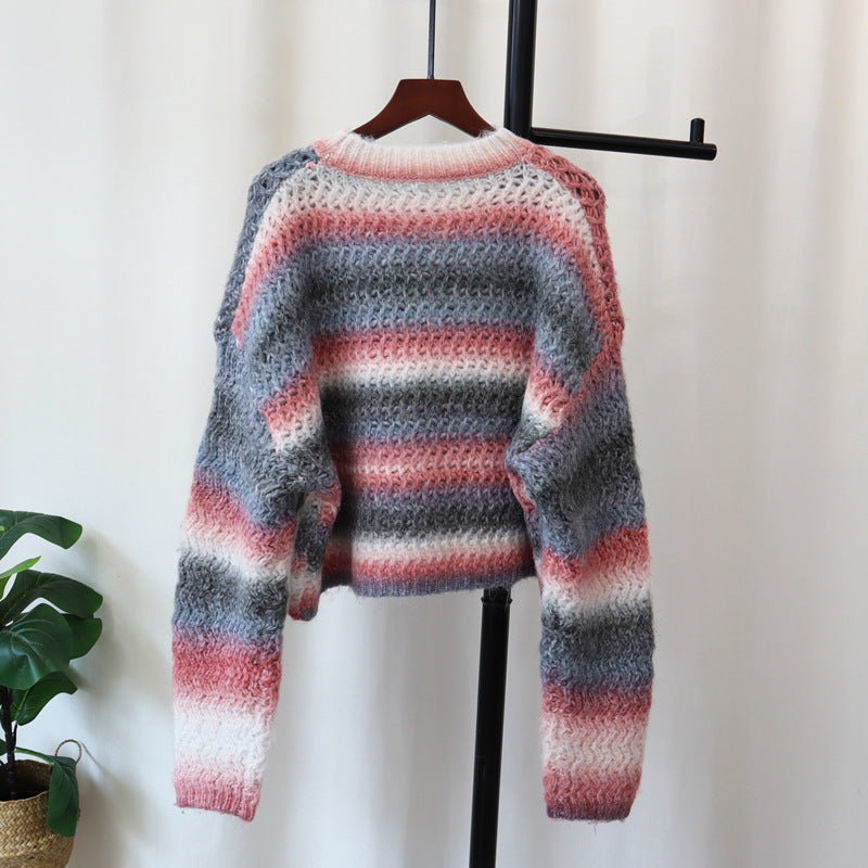 Round neck gradient striped knitted sweater top with loose and soft texture design, sweater pullover for women