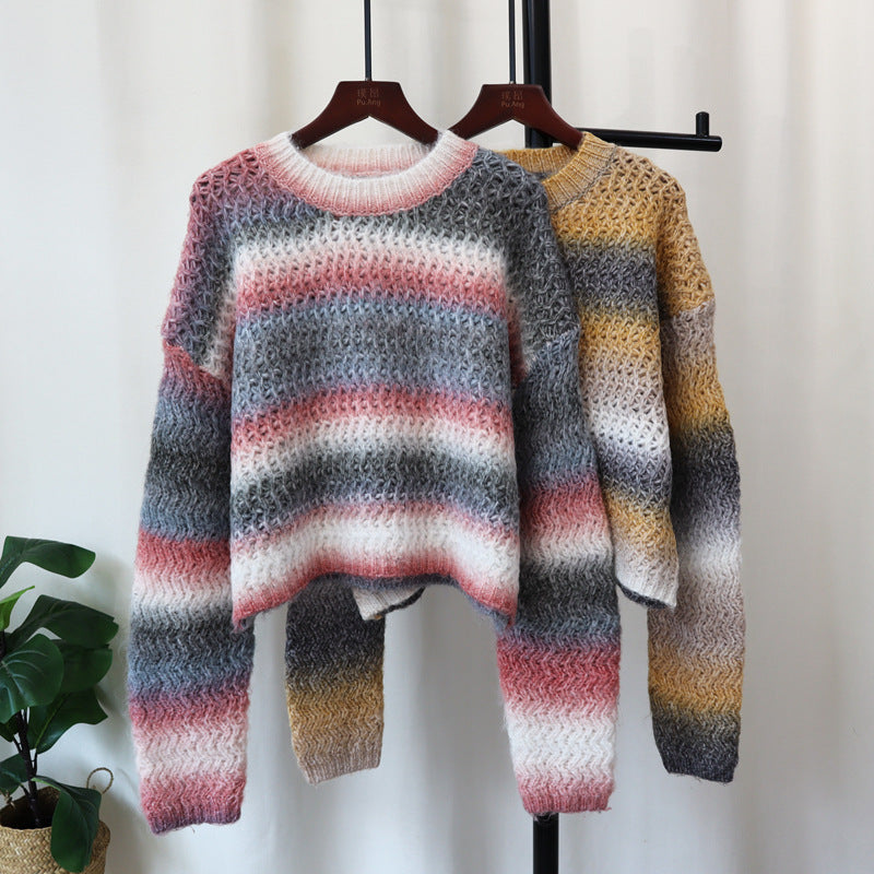 Round neck gradient striped knitted sweater top with loose and soft texture design, sweater pullover for women