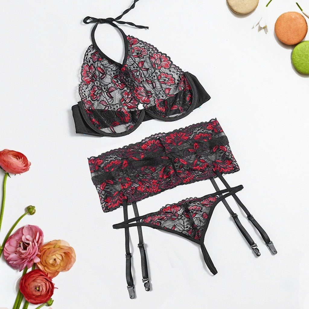 Lingerie érotique trois pièces