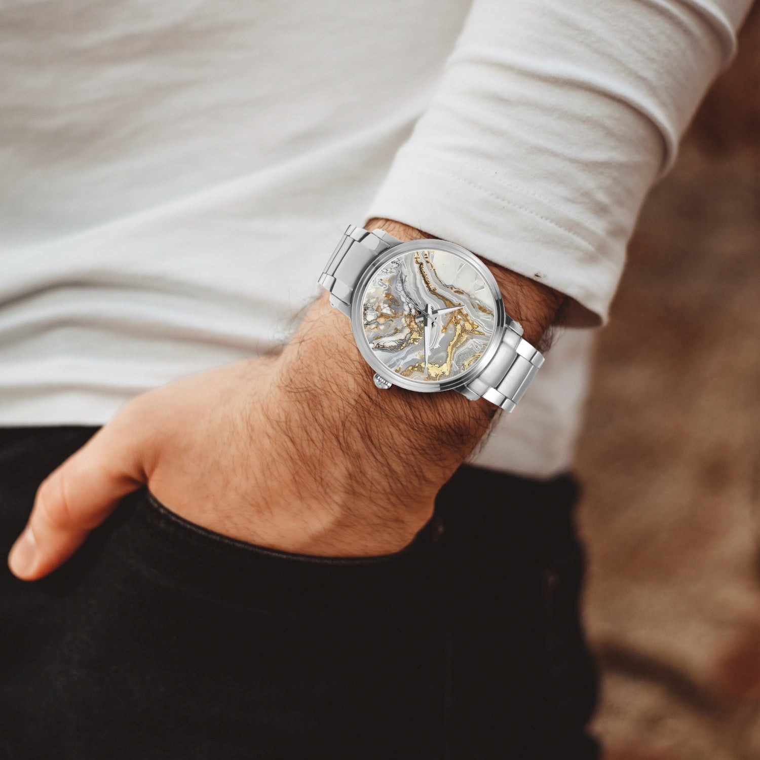 Montre automatique avec bracelet en acier neuf et marbre blanc argent et or (avec indicateurs)