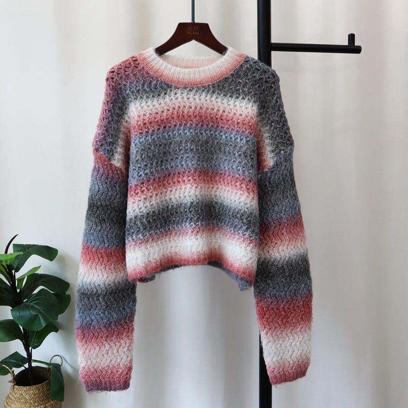 Round neck gradient striped knitted sweater top with loose and soft texture design, sweater pullover for women