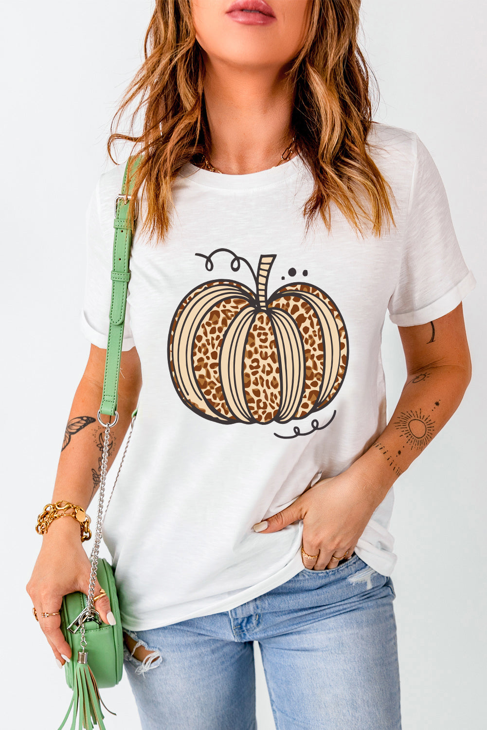 Camiseta de manga corta con cuello redondo y calabaza