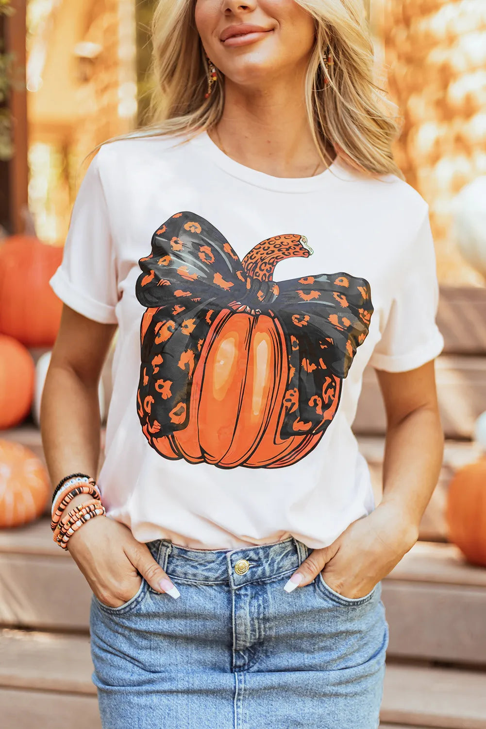 Camiseta de manga corta con cuello redondo y calabaza