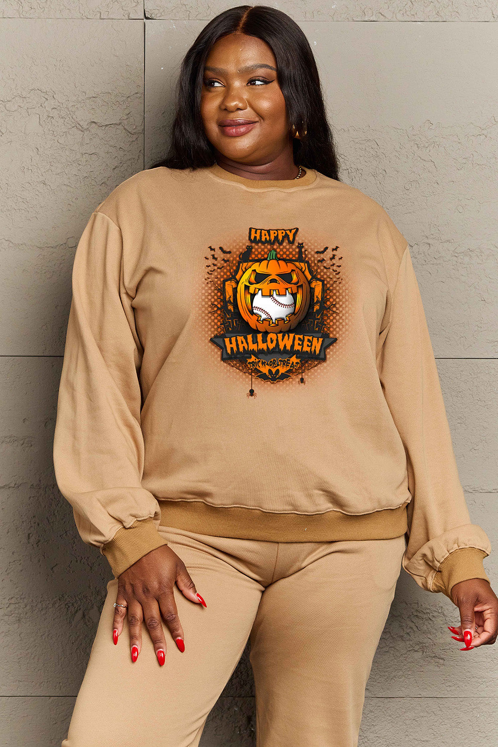 Sudadera con gráfico de HAPPY HALLOWEEN en tamaño completo de Simply Love