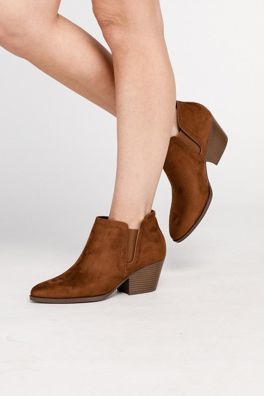 GWEN Suede Ankle Boots